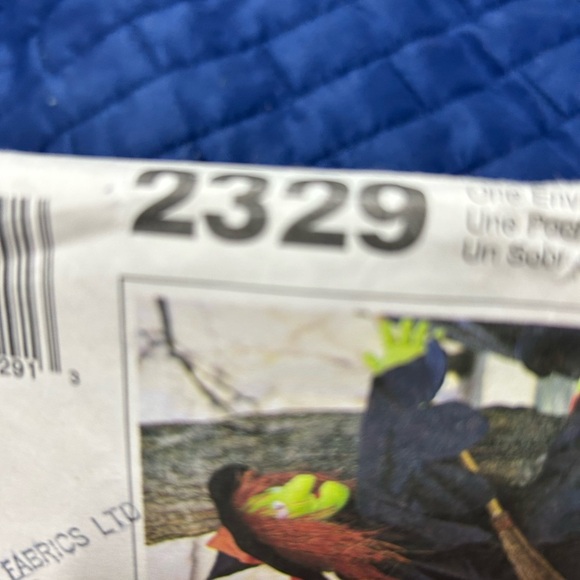 McCall craft pattern 2329- uncut- Halloween decorations - Picture 3 of 8